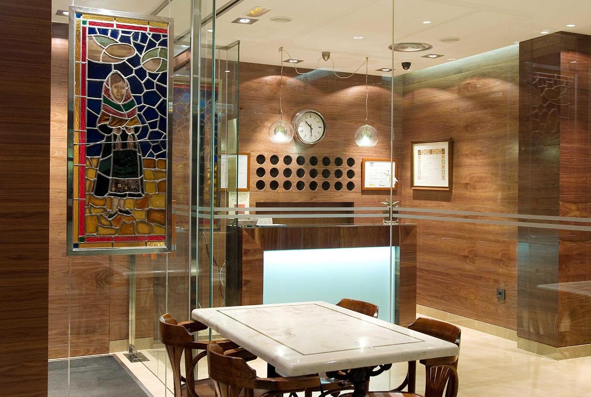 Hotel Restaurante La Peseta อัสตอร์กา ภายนอก รูปภาพ