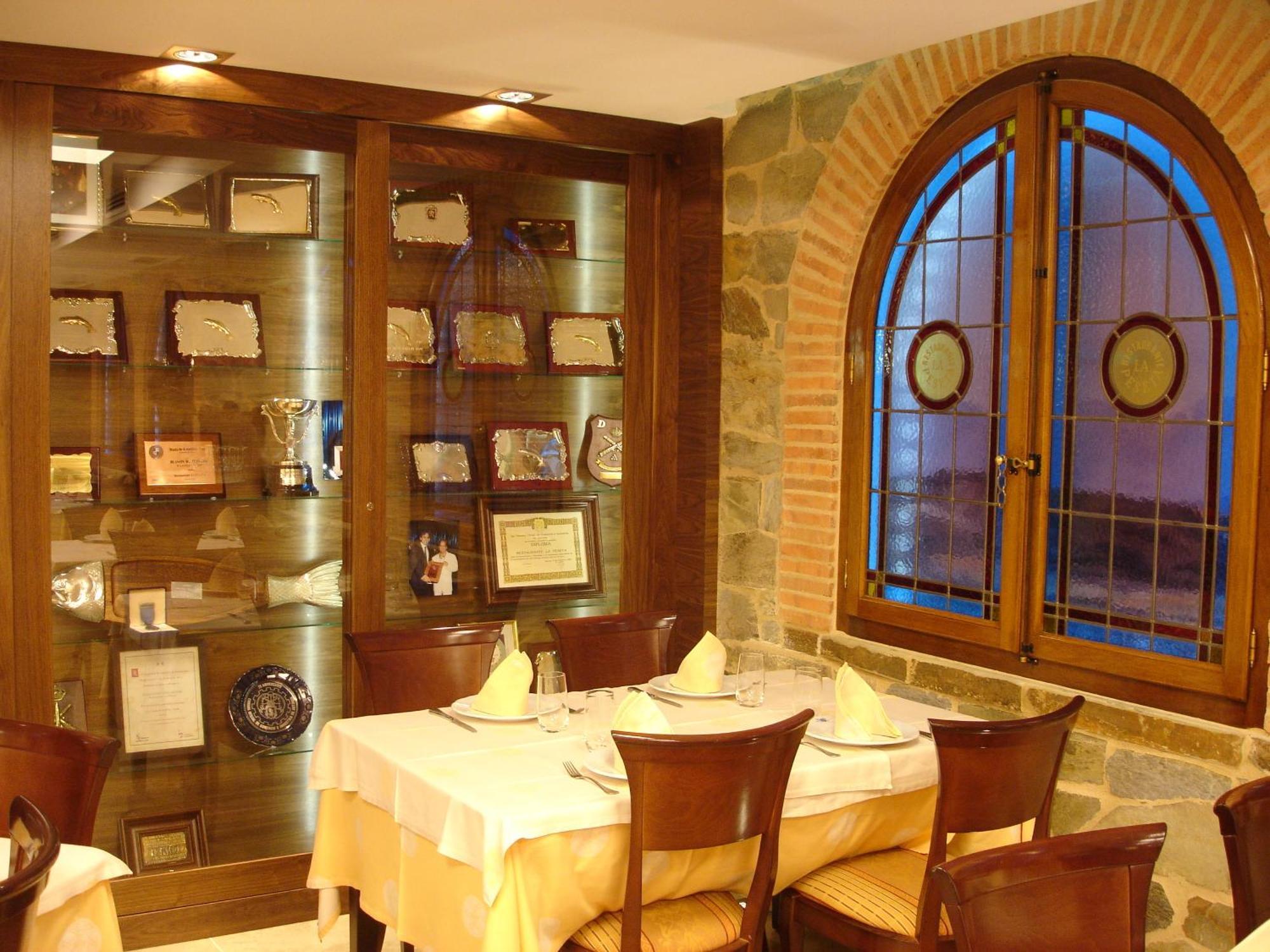 Hotel Restaurante La Peseta อัสตอร์กา ภายนอก รูปภาพ